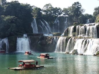 景點：德天瀑布