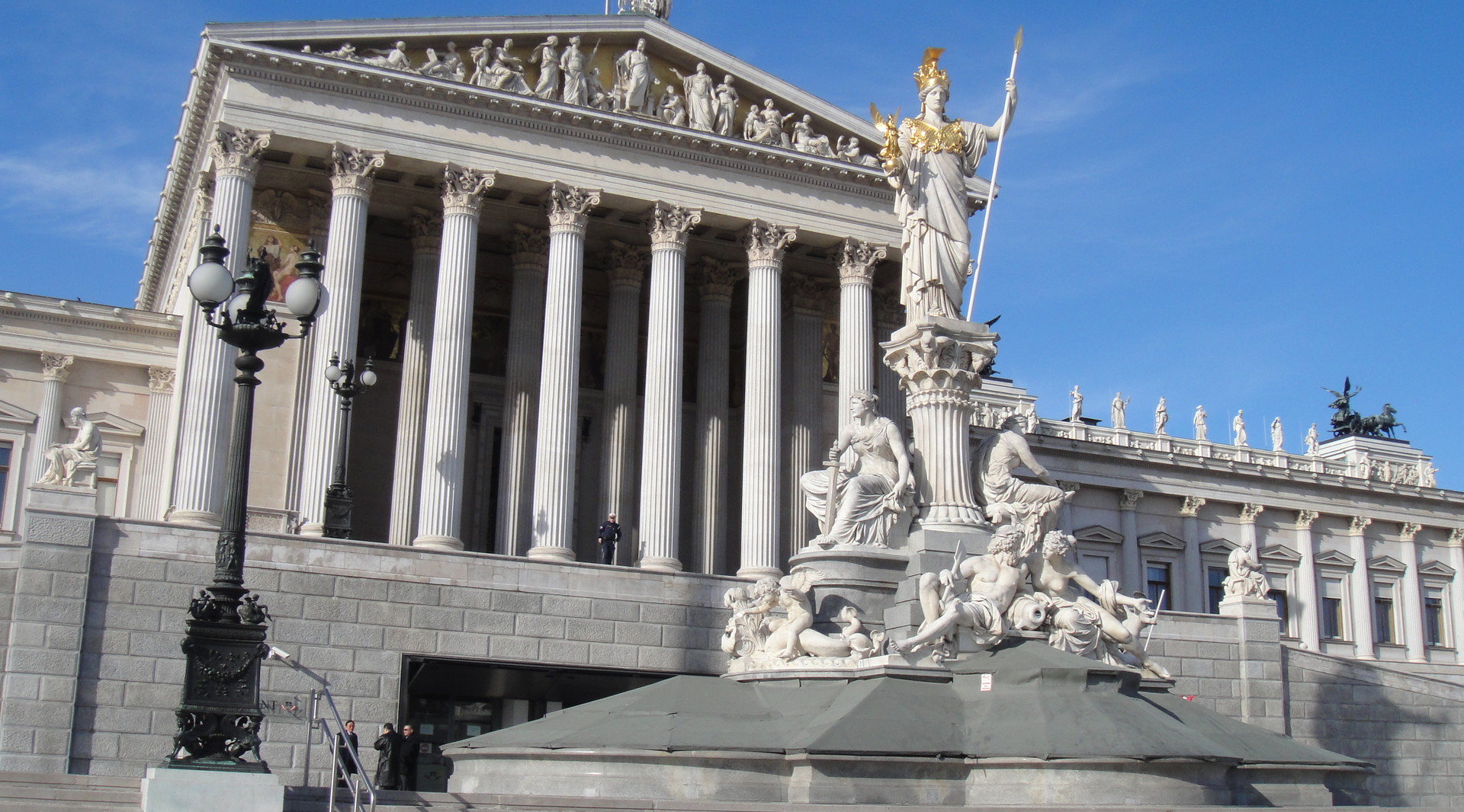 國(guó)會(huì)大廈封面圖