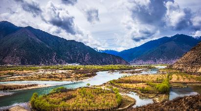 【臻悅西藏 四飛7天】布達拉宮、色季拉山口、南迦巴瓦峰觀景臺、林芝、羊湖、卡若拉冰川、巴松措、湖心島