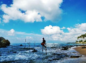 景點：高蹺漁夫