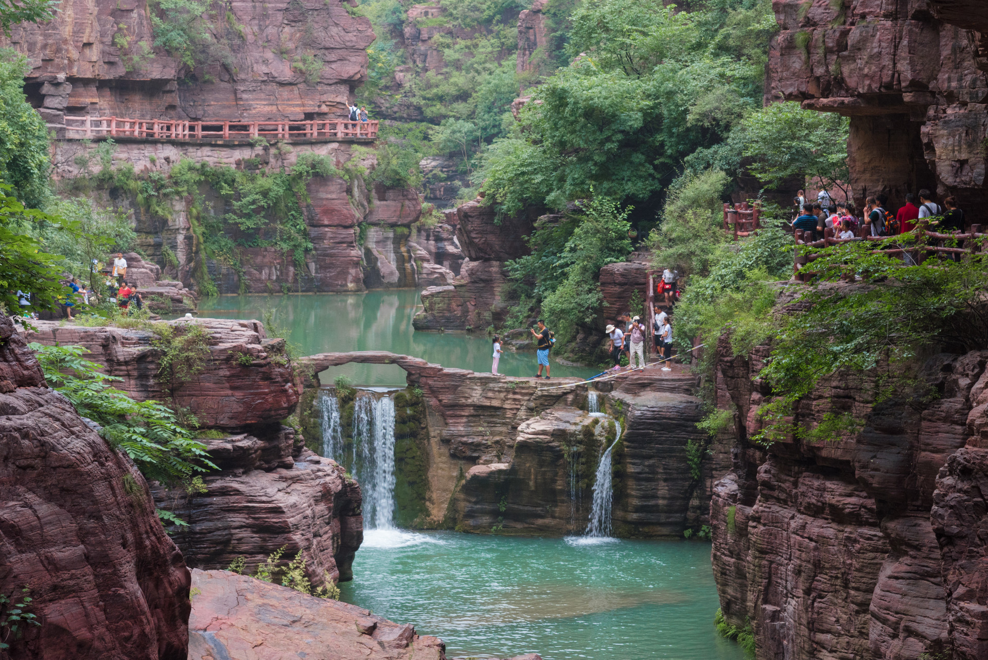 云臺(tái)山風(fēng)光封面圖