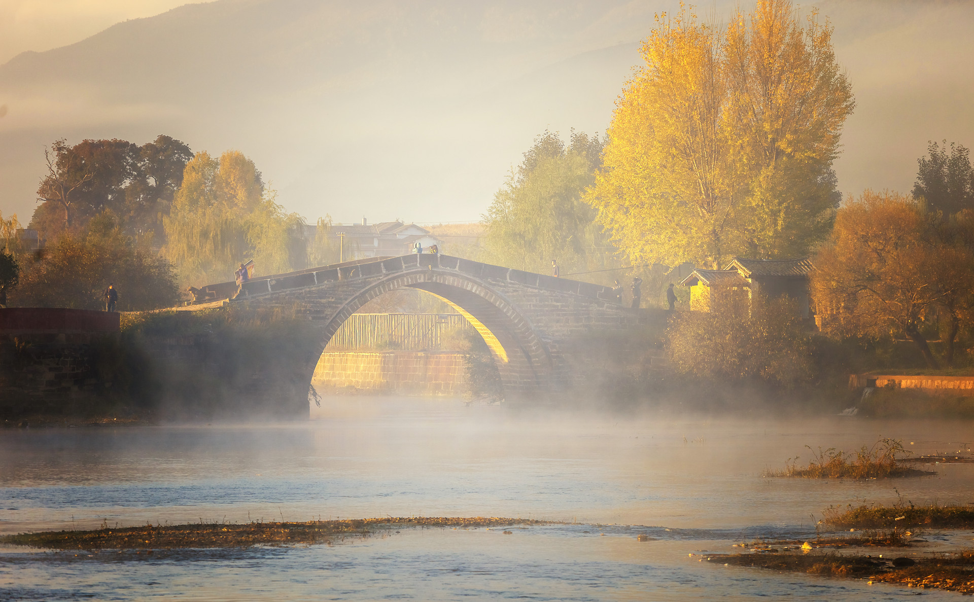 大理沙溪古鎮清晨封面圖